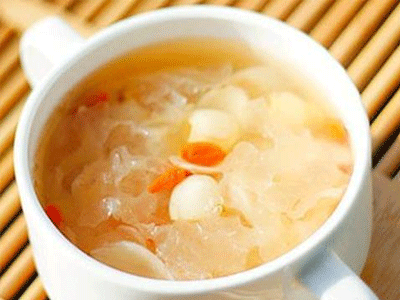 孕妇能喝银耳莲子汤