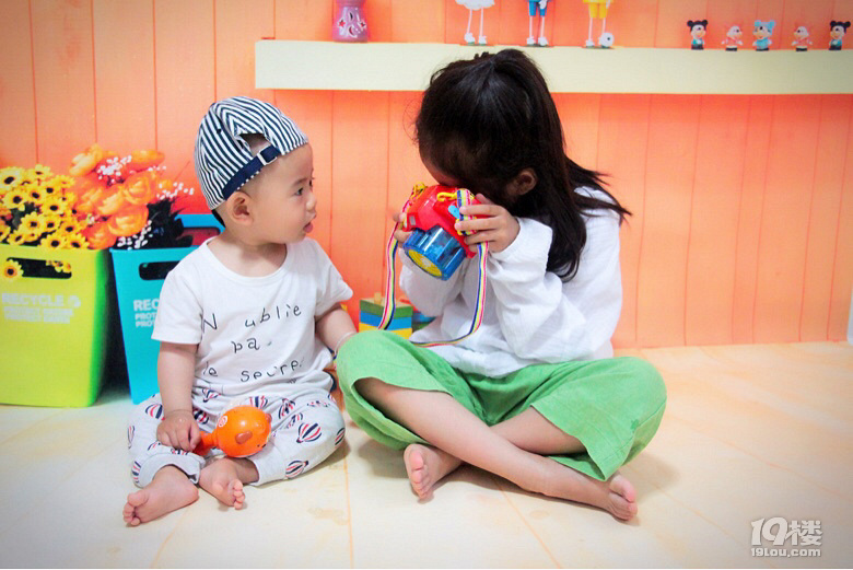 二胎妈妈的幸福感爆棚