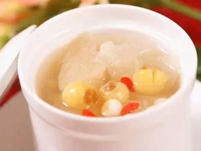 孕妇能喝银耳莲子汤