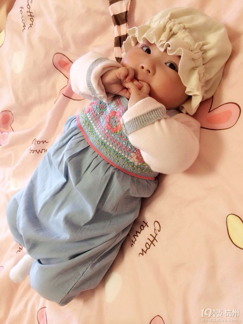 麻麻陪你一起慢慢长大