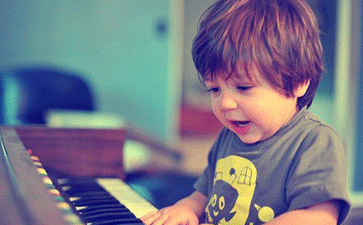 孩子学钢琴的好处
