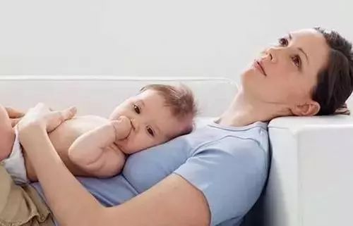 中度产后抑郁怎么治疗 产后抑郁怎么才能好呢