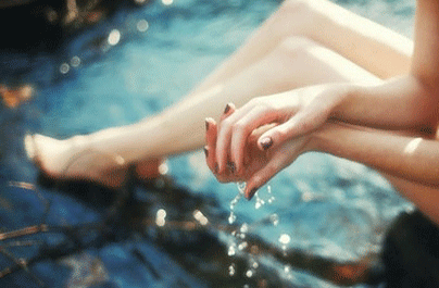 白带褐色有异味怎么回事