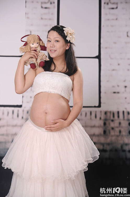 32周大肚照 嘛嘛和宝宝篇  欢迎猜男女哦~