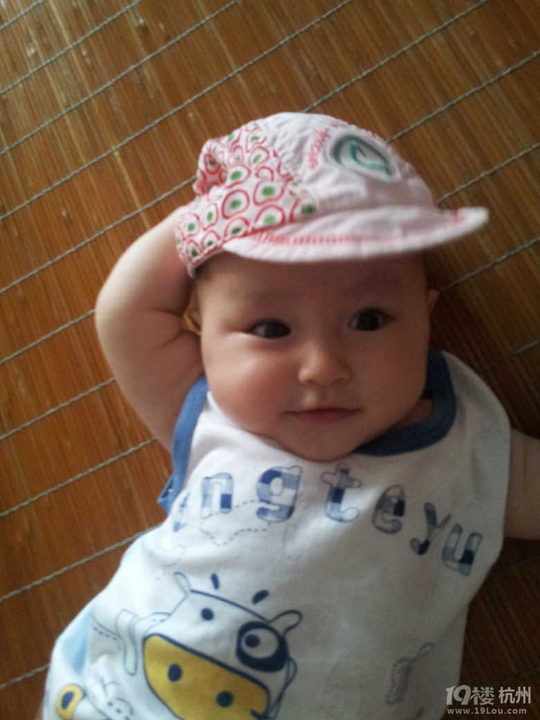 大眼胖姑娘7个月，上照啦